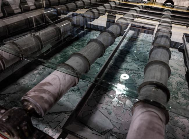 Float glass band